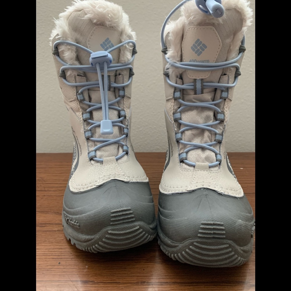 Columbia Youth Bugaboot Plus IV Omni-heat  Size 4